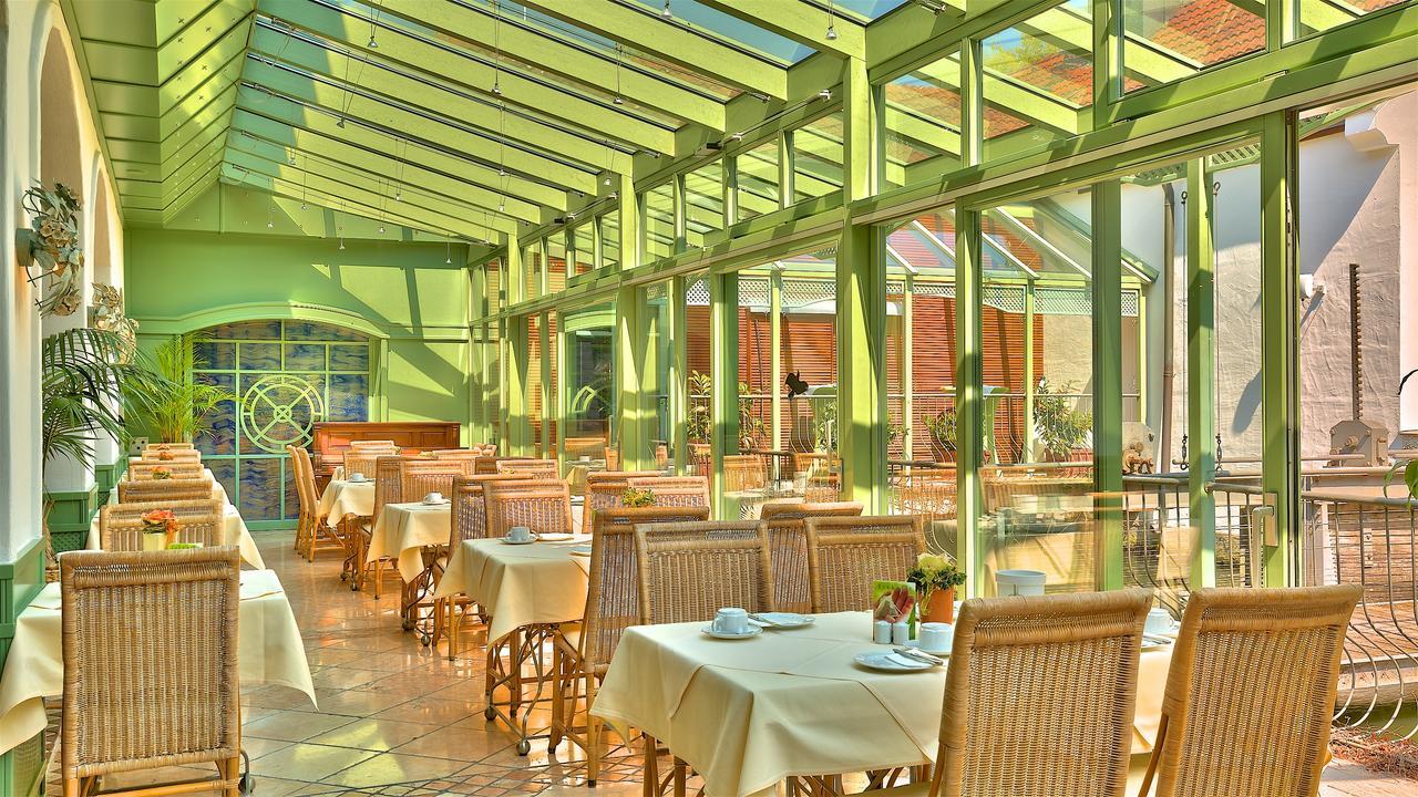 Hotel Zur Muehle Ismaning Bagian luar foto